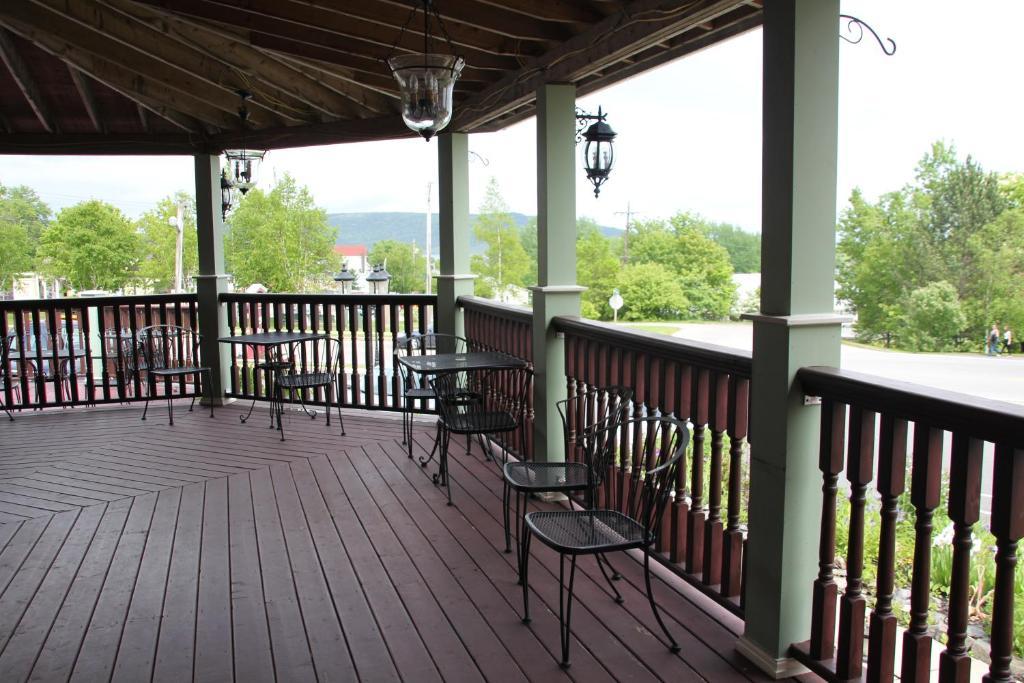 Lynwood Inn Baddeck Exterior photo