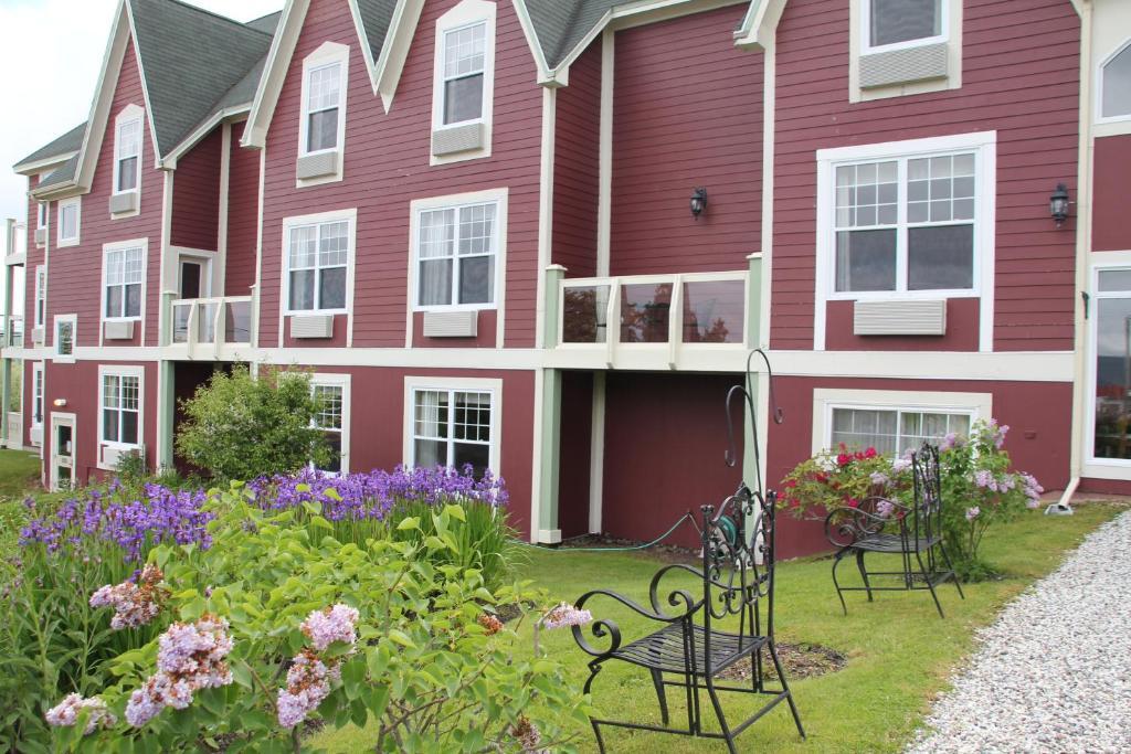 Lynwood Inn Baddeck Exterior photo